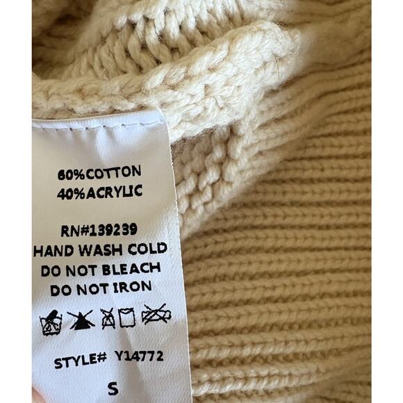 Chunky Cream Cable Knit Lace-Up Sweater – Small - Soft Grunge Cabincore Holiday - Picture 5 of 6